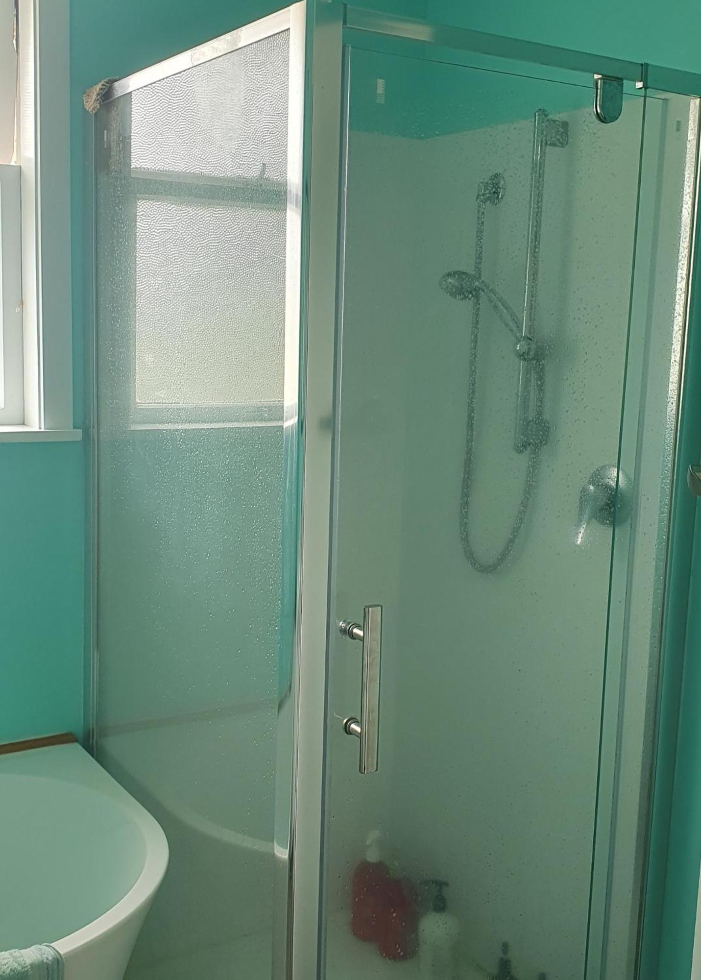 Sunny Room On Thomas Waihi Exterior photo